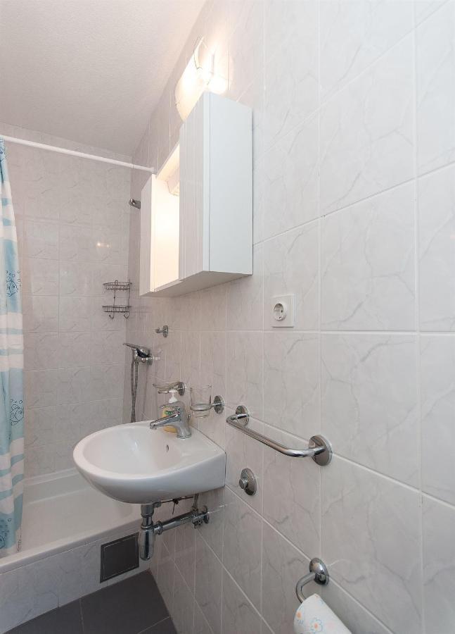 Apartments Zorica Tučepi Екстериор снимка