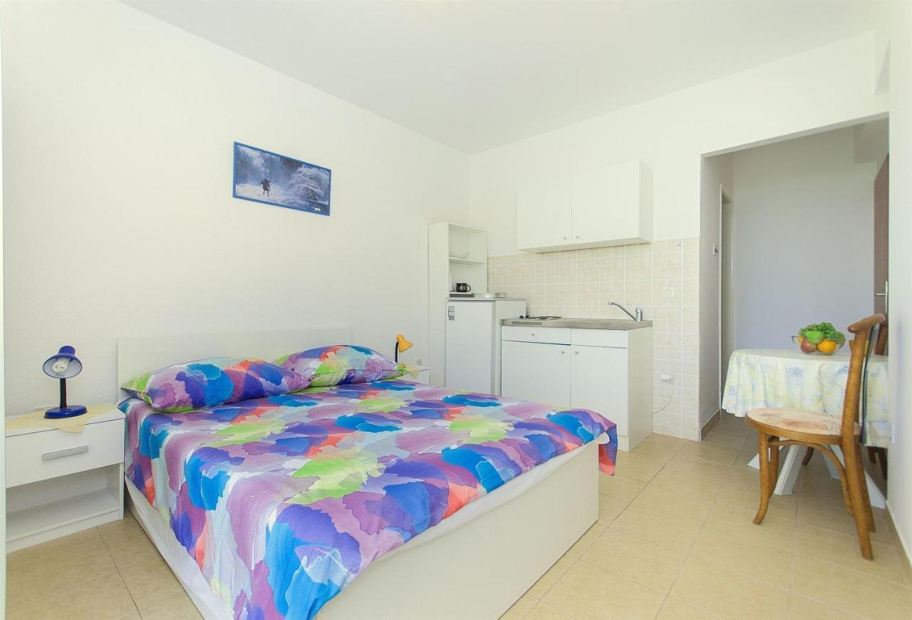 Apartments Zorica Tučepi Екстериор снимка