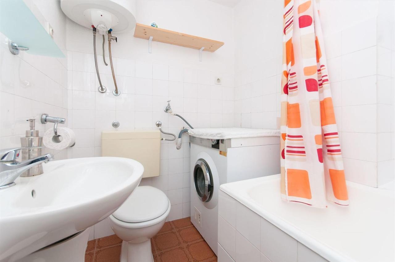 Apartments Zorica Tučepi Екстериор снимка
